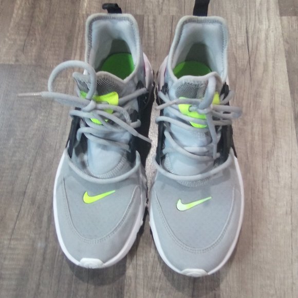 Nike React Presto sneakers - Picture 1 of 5